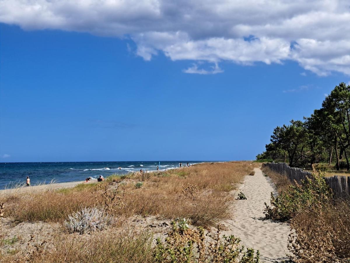 Mini Villa Jardin 50 M Plage ボルゴ エクステリア 写真